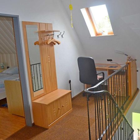 Ferienwohnung Kleinhaus, 95008 Rhauderfehn エクステリア 写真