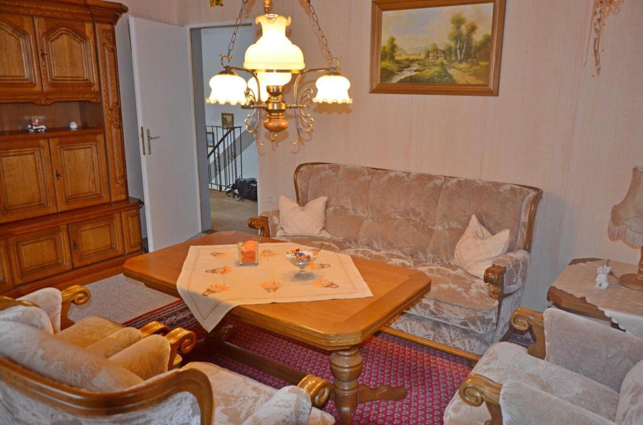 Ferienwohnung Kleinhaus, 95008 Rhauderfehn エクステリア 写真