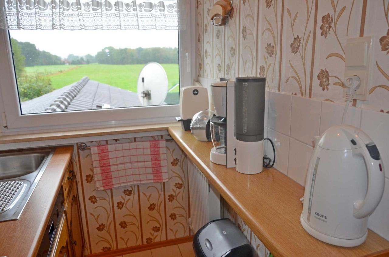 Ferienwohnung Kleinhaus, 95008 Rhauderfehn エクステリア 写真